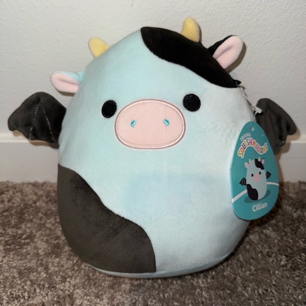 NWT 8in Cillian Cow Squishmallow